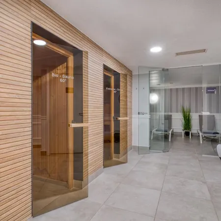 Strandgrün Golf-&spa 3*