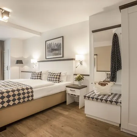 Strandgrün Golf-&spa 3*