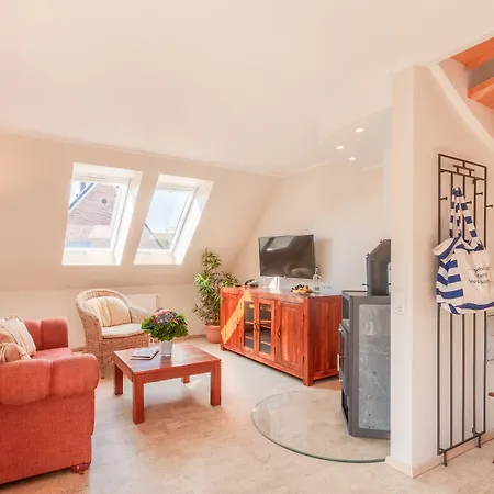 Strandgruen Golf- & 3*