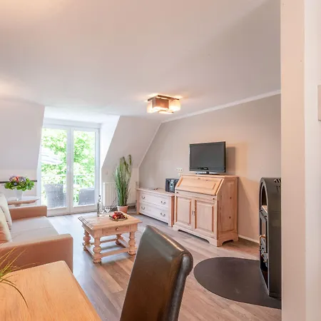 Strandgrün Golf-&spa 3*