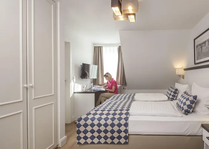 Strandgruen Golf- & מלון טימנדורפר שטרנד