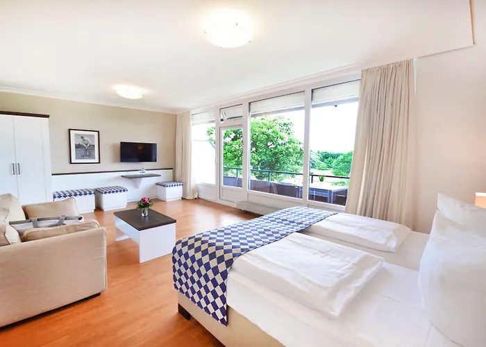 Strandgruen Golf- & Hotel