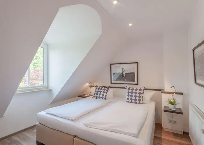 Hotel Strandgruen Golf- & 3*