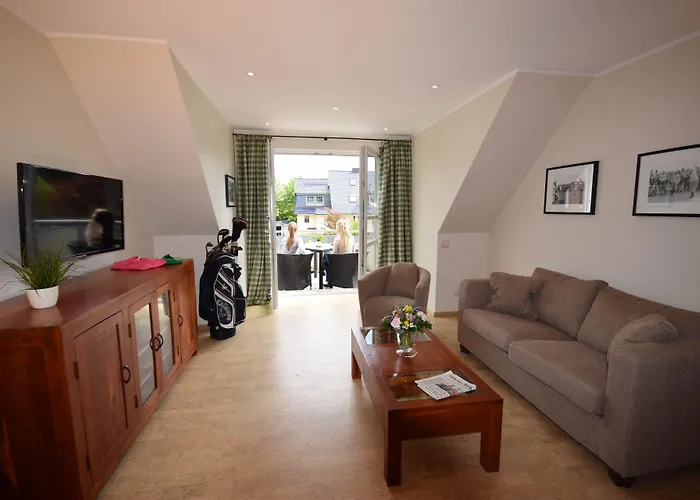 Strandgruen Golf- & Hotel 3*