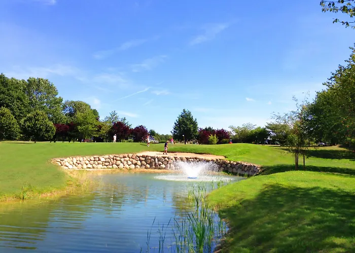 Strandgruen Golf- & 3*