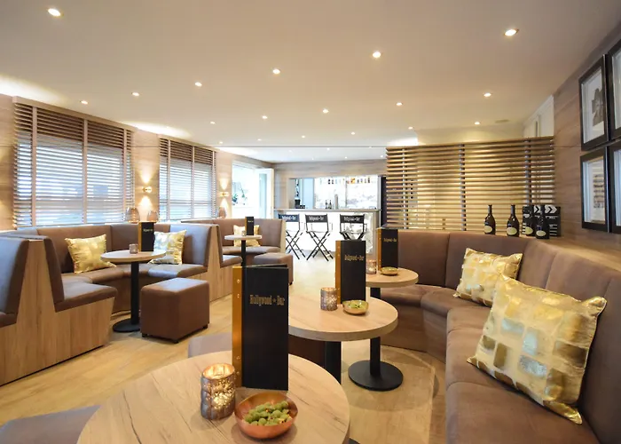 Strandgruen Golf- & 3*