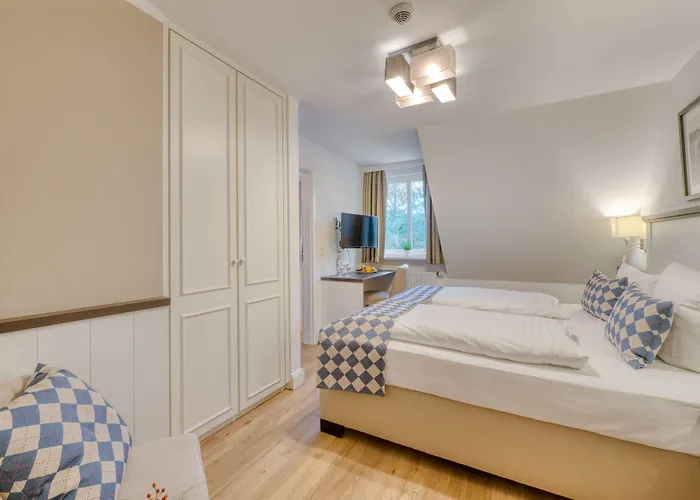 Hotel Strandgruen Golf- & 3*