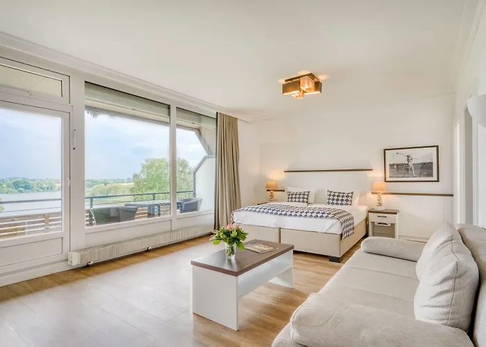 Strandgruen Golf- & טימנדורפר שטרנד